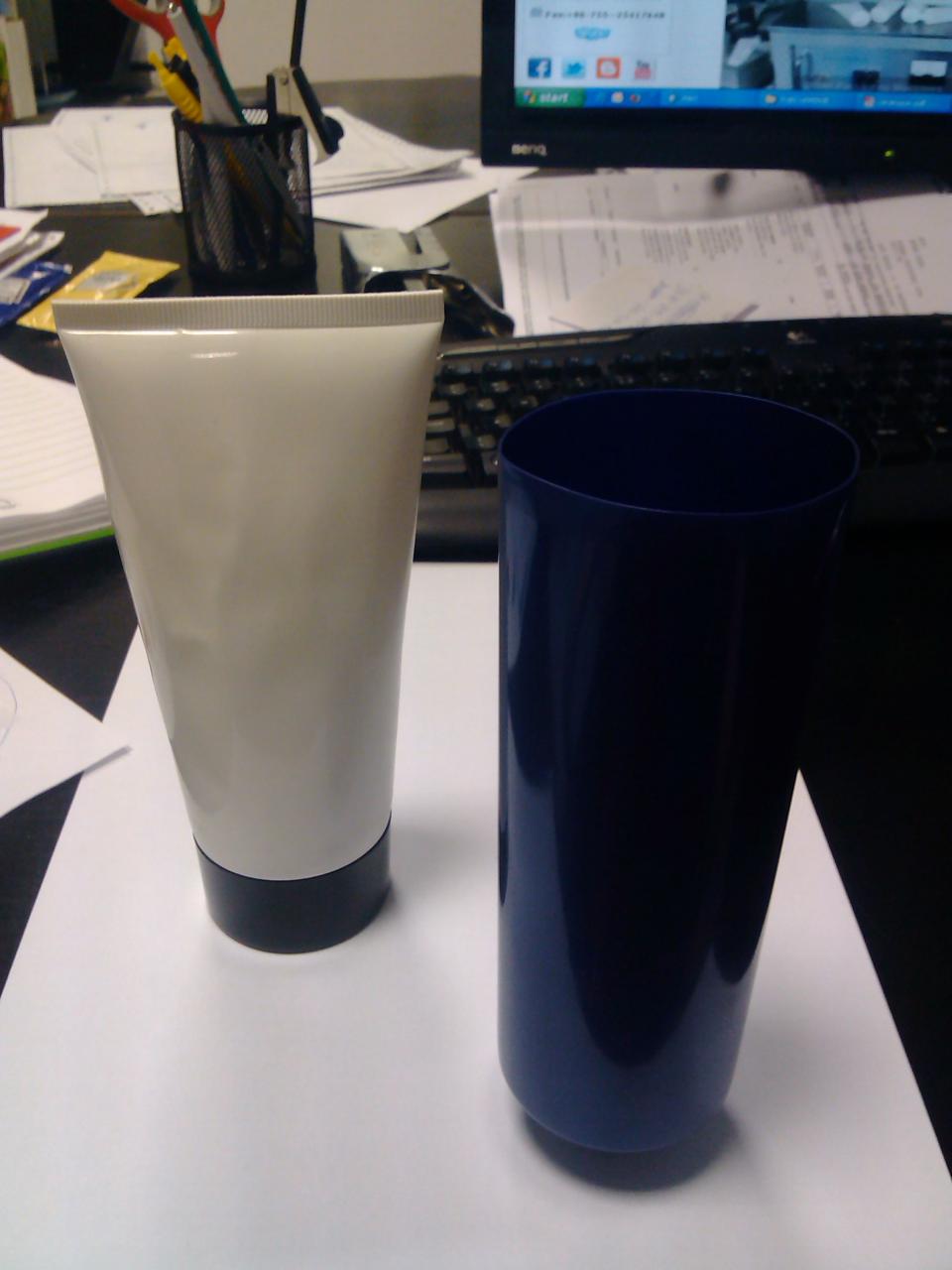 Marina Dimitrov ultrasonic tube sealing machine.jpg