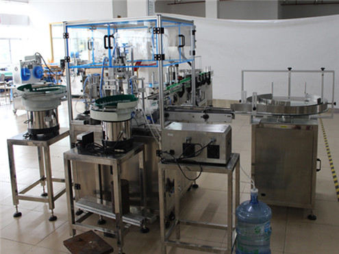 Peristaltic pump liquid dosing filling capping labeling line