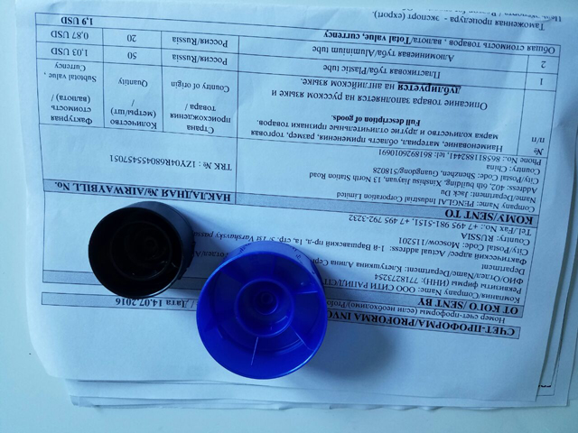 caps samples pictures close shot.jpg