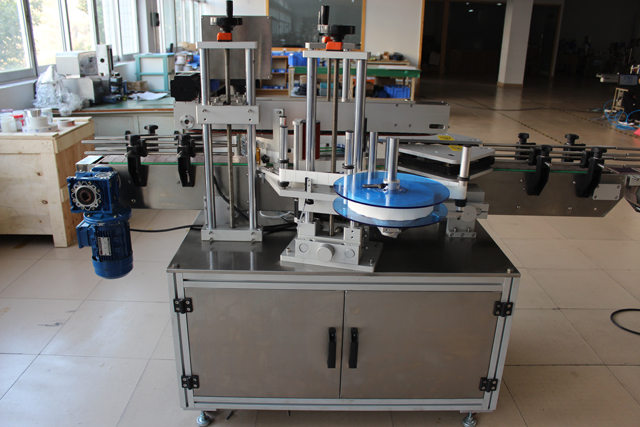 double sided labeller (2).JPG