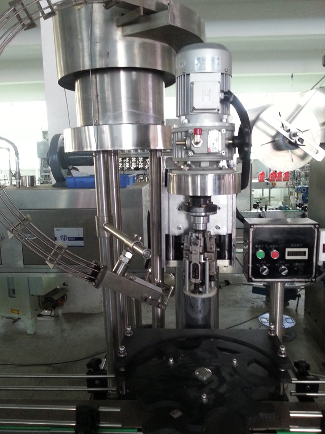 capping machine for bottles.jpg