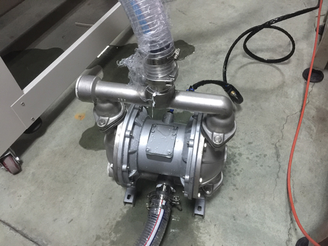 transfer pump for filling materials (1).JPG