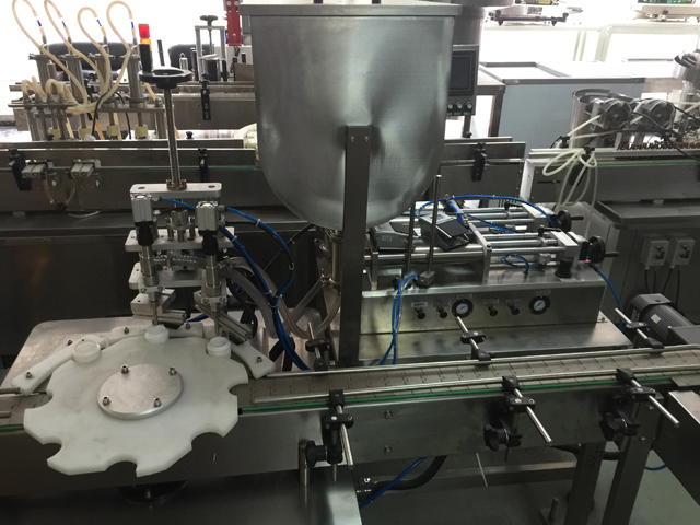 two jars filling machine.jpg