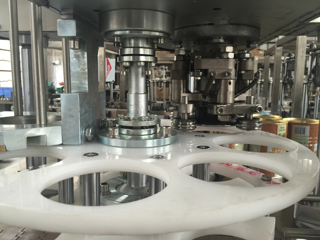 cans position during can sealing.jpg