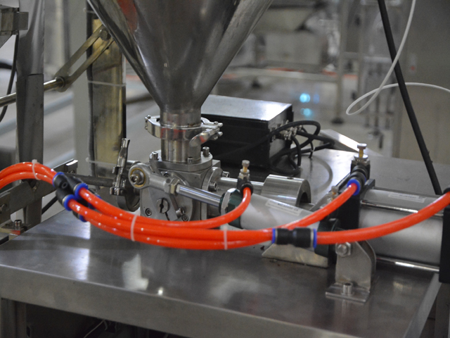 liquid filler part.jpg