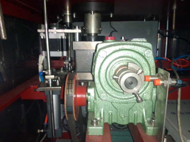 internal tubes filling sealing machine tubes filler sealer semi automatic.jpg