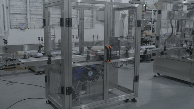 labeling bottom jars machine.jpg