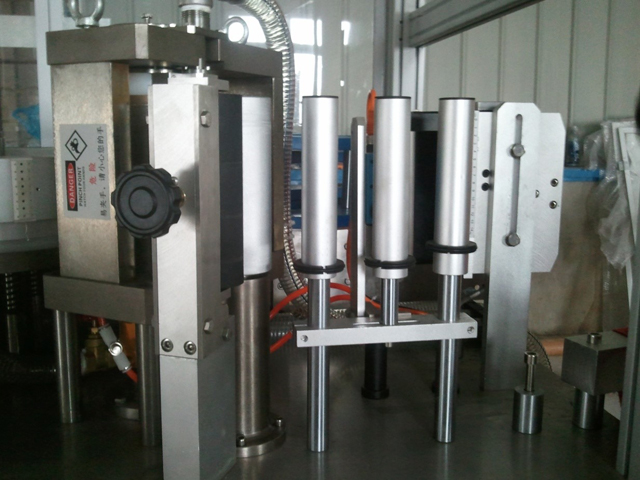 labels delivery system.jpg