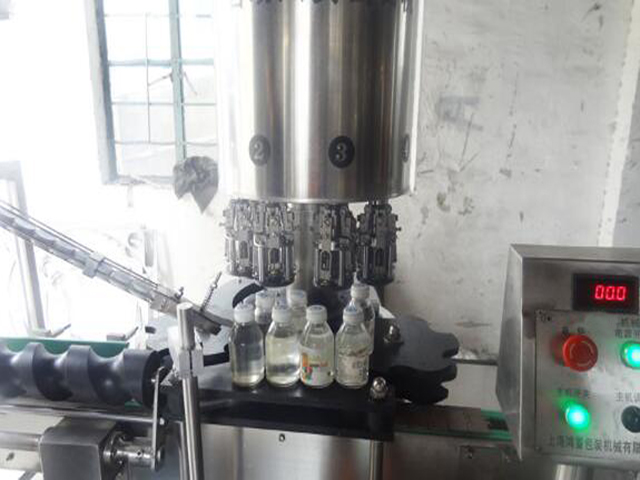 inside ropp capping machinery.jpg