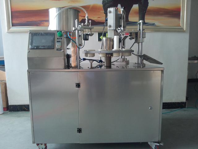 rotary filling sealing machine ultrasonic close shot for ultrasonic filling sealing machine.jpg