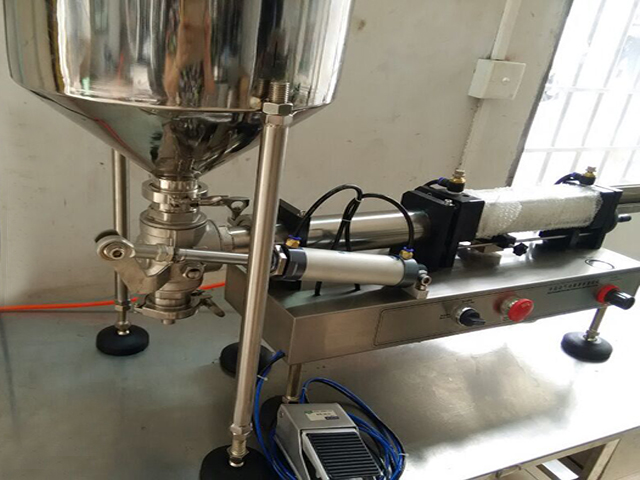 illustration of filling machine.jpg