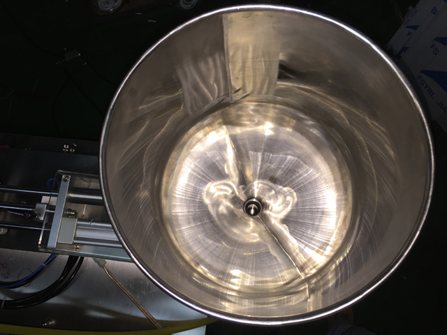 filling hopper for filling sealing filling hopper for ultrasound sealer filler.jpg