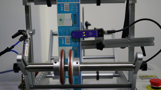 Sensor system for detecting labels semi automatic.jpg