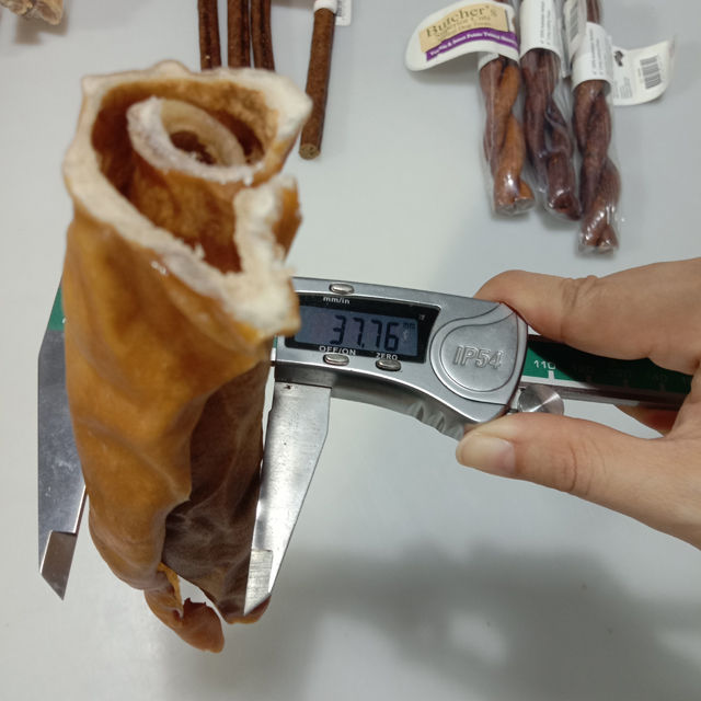 dog food samples for labeling.jpg