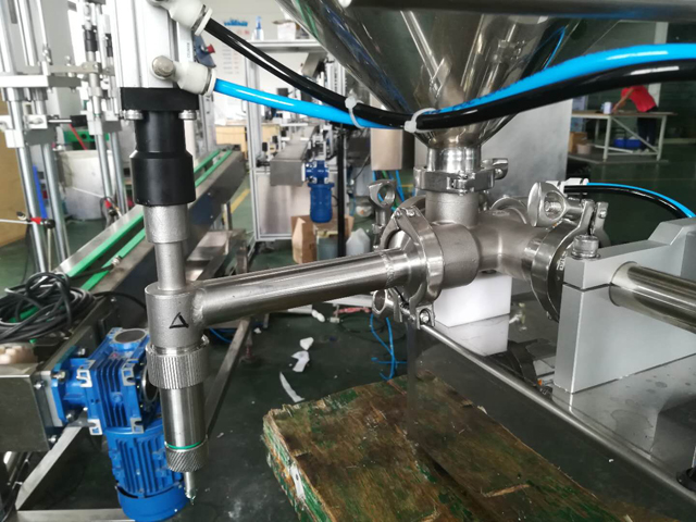 filling nozzles part for filling machines.jpg