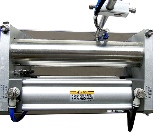 pneumatic filling machine manual for liquid cosmetic field filling machines for USA customer (3).jpg