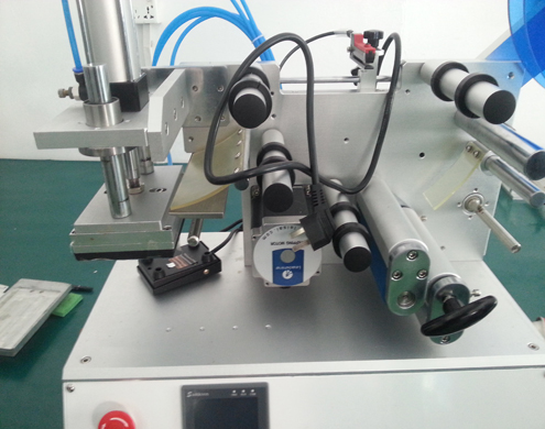 flat surface labeler equip (3).jpg