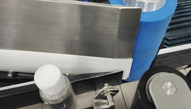 labeling process for bottles.jpg