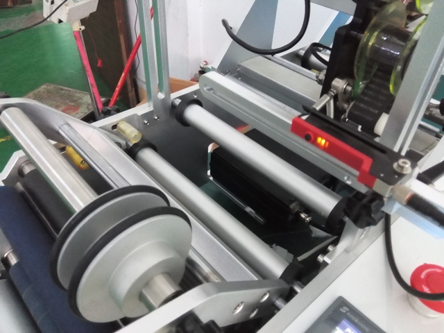 for eran semi automatic tubes labeling machine syringe with