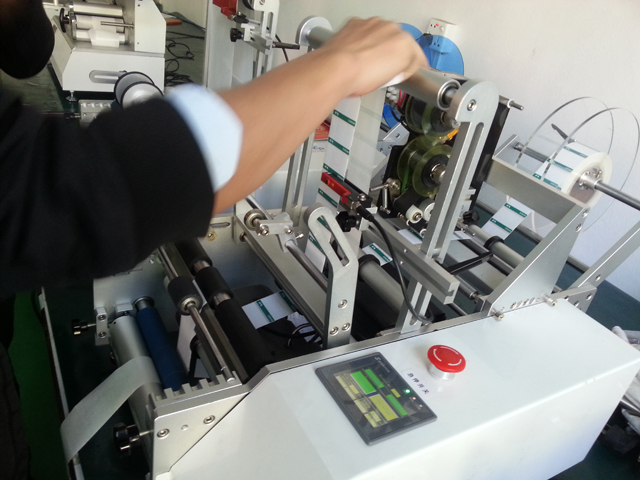 for eran semi automatic tubes labeling machine syringe with