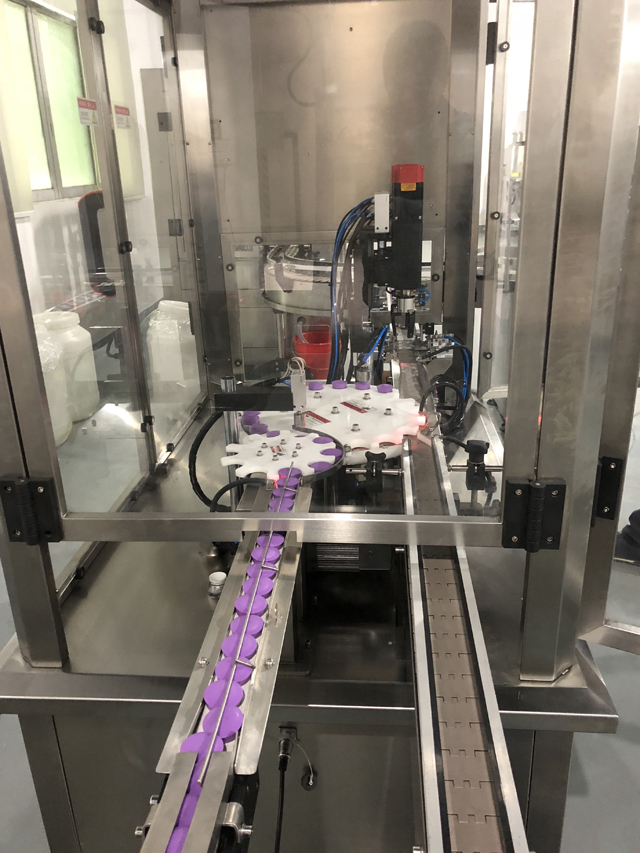 side pictures for capper.JPG