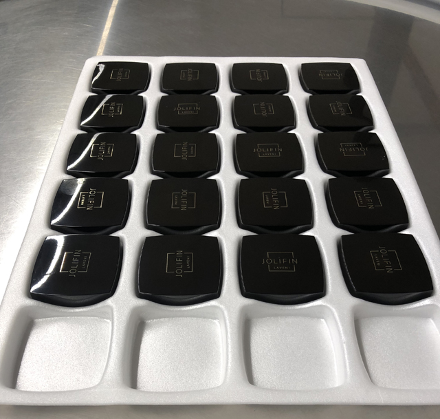 Picture caps for pickup system